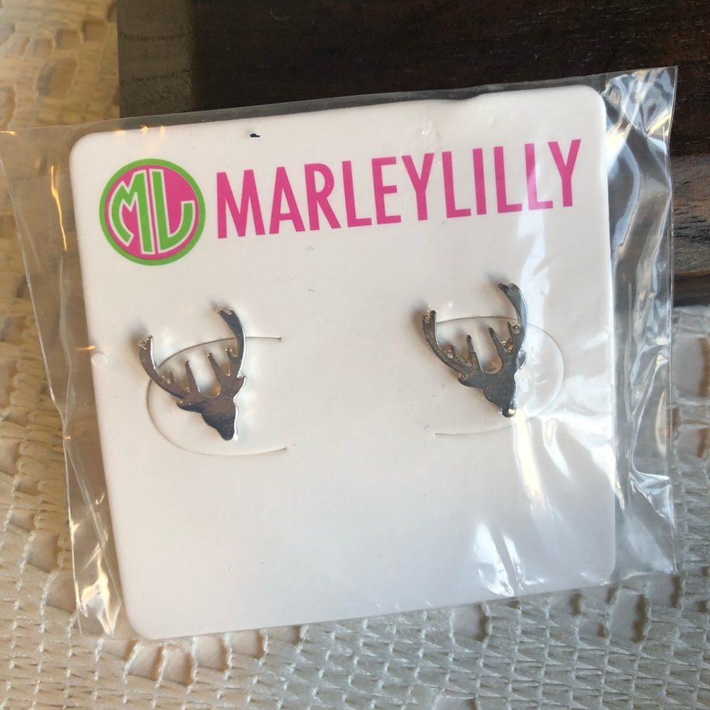 MarleyLilly deer heads silver studs
